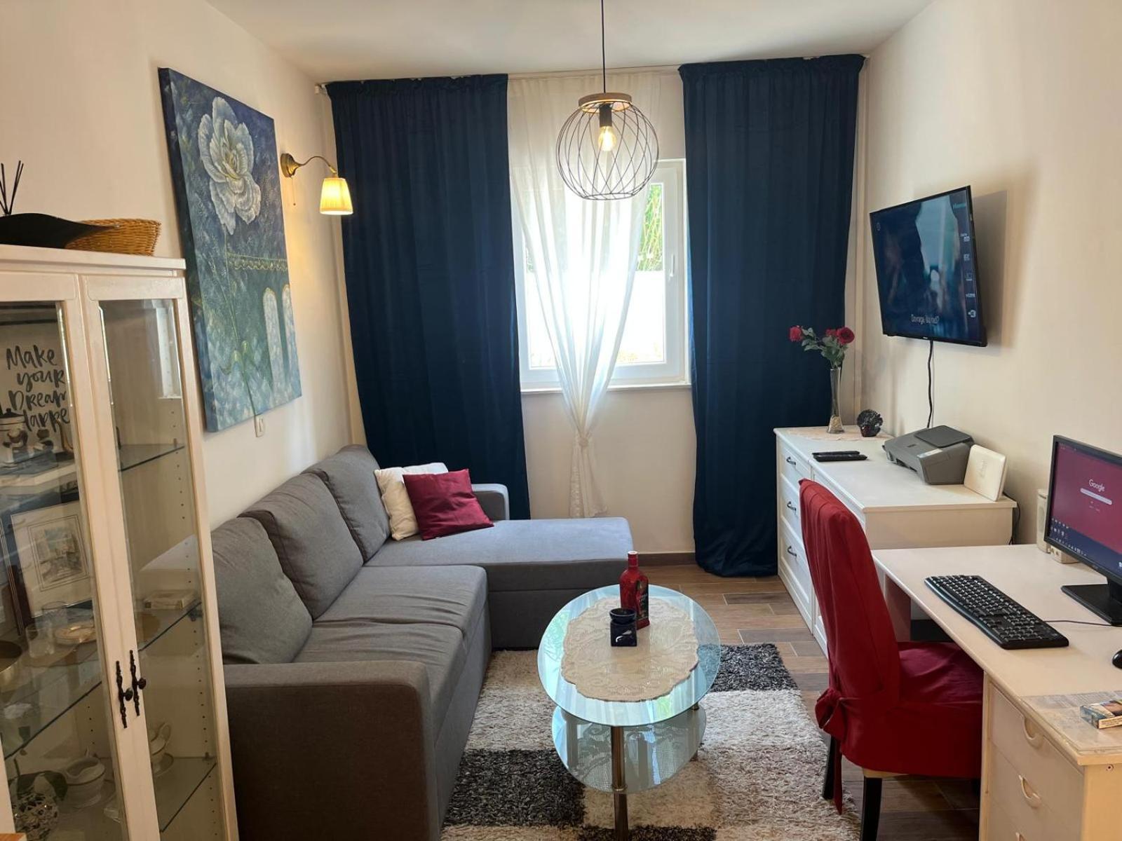 Apartman Perla *