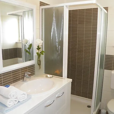 Apartments Perla Dinjiska Room photo