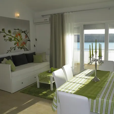 Apartments Perla Dinjiska Exterior photo